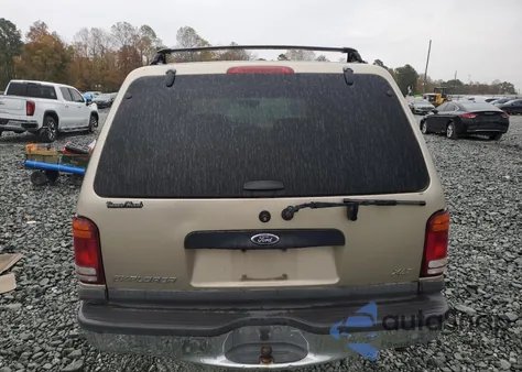 2000 Ford Explorer Xlt from USA, damaged, VIN 1FMZU63X5YUB61399